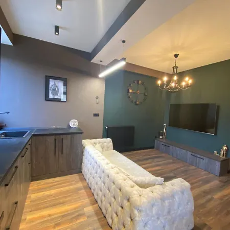 New Apartment With Terrace Tbilisi Exterior photo