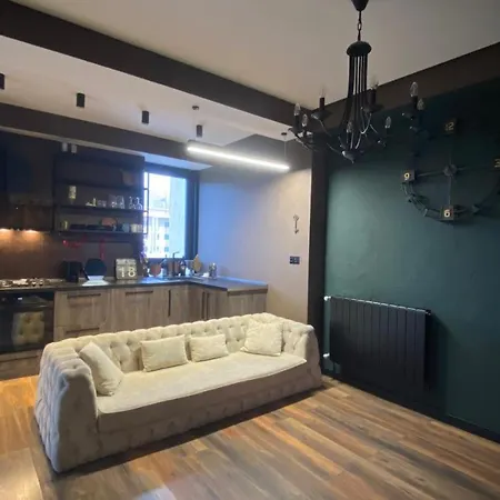 New Apartment With Terrace Tbilisi Exterior photo